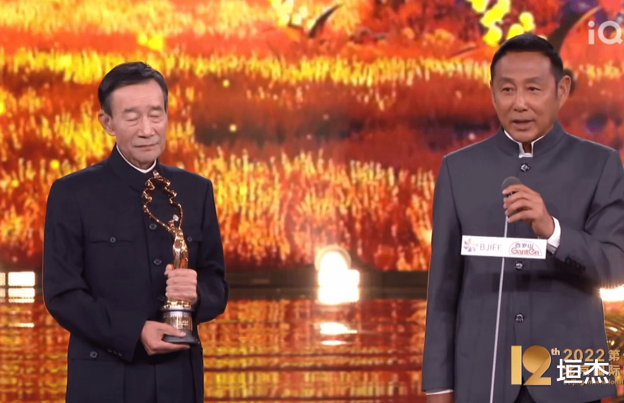 北京电影节|北影节闭幕看点：吴彦姝拿大奖，关晓彤红裙惊艳，靳东的白发动人