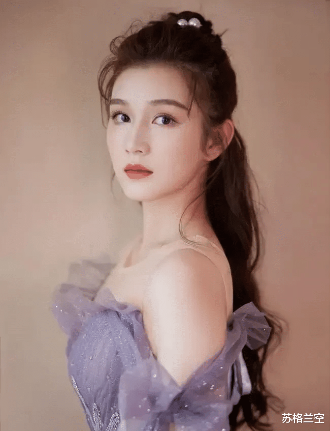 陈思诚|这个瓜熟了！陈思诚女友信息全曝光，年仅22岁，还是在校学生！