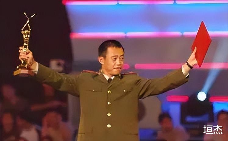 侯勇|侯勇：一婚娶初恋，二婚潘雨辰，三婚娶小20岁粉丝，如今生活怎样