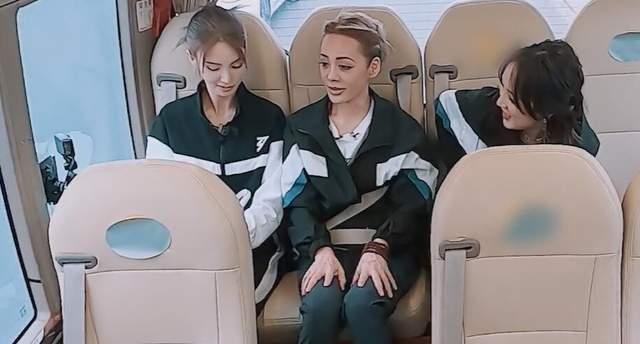 宁静|宁静拉金晨组女团,遭孟佳当面拒绝,曾经黑脸、单飞让姐团成笑柄