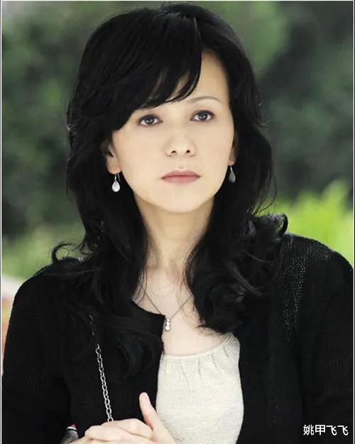 姐姐|9位“妈妈专业户”：天生一张养尊处优脸，自带贵气，演不了穷人! ! !