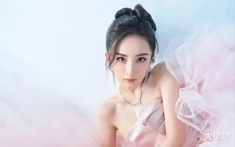 毛晓彤|娱乐大爆料：王一博、刘亦菲、任嘉伦、杨幂、张若昀、赵今麦