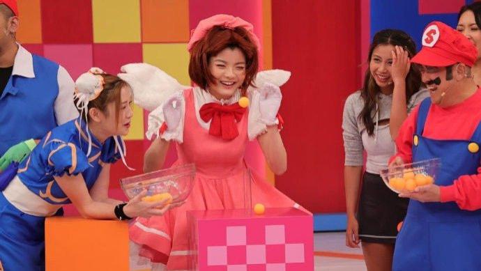 曾志伟|获曾志伟钦点飞速上位？落选港姐未签约就获重用，有望做女版金刚