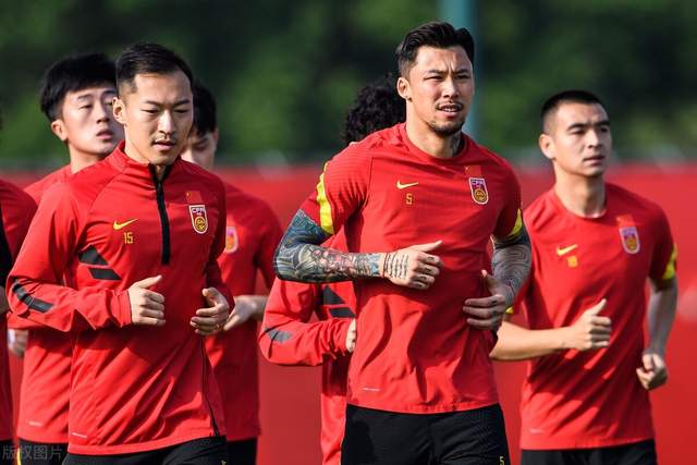 国足|尴尬 ！国足回国隔离到处遇阻，苏州上海后成都也拒绝接待