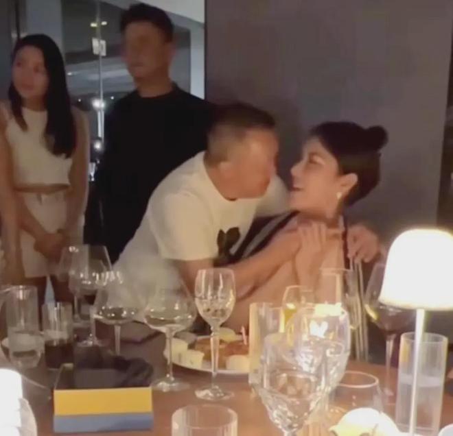 曾志伟|69岁的曾志伟,登上了热搜!