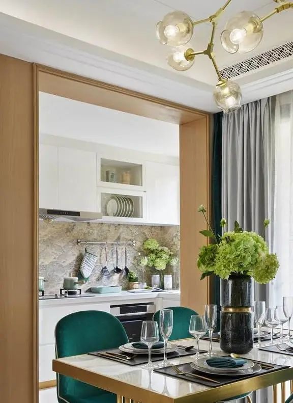 125平现代轻奢三房,客厅这么美,让人挪不开眼!