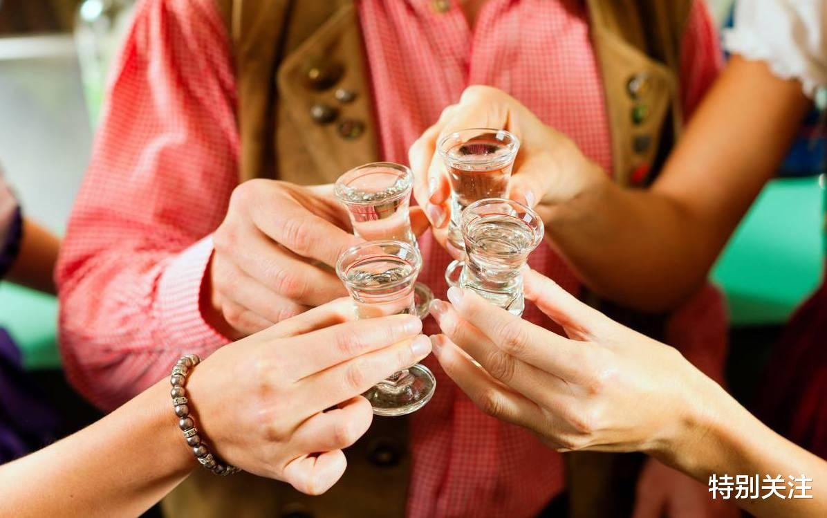 杨幂|跟领导喝酒紧张不会说话？过来人：话不分多少，关键看这3句