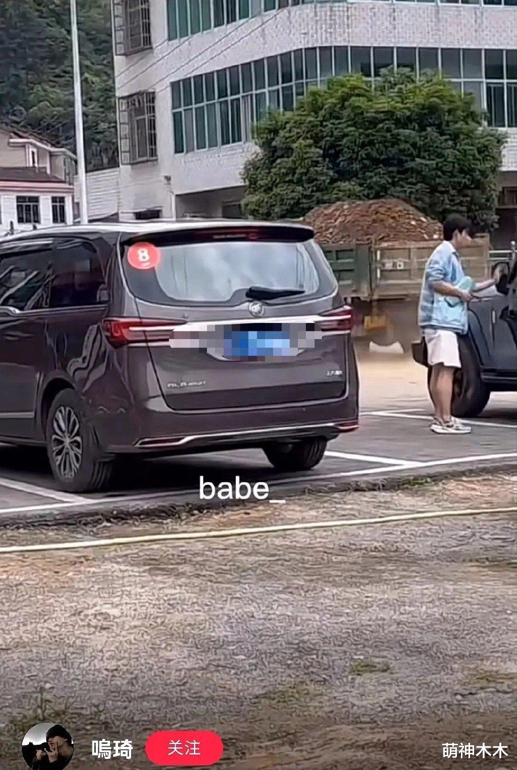 露营|《花少4》被质疑摆拍假露营，明星拍完就回酒店，代拍发文回应