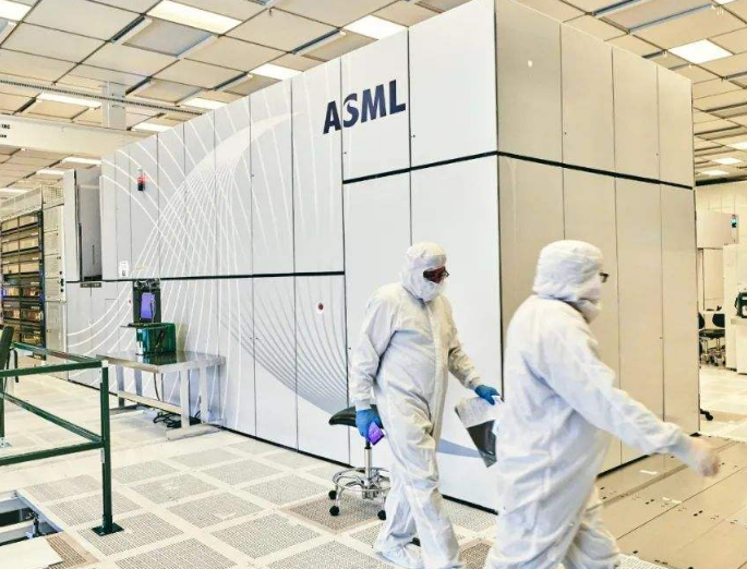 臺(tái)積電|2790億元人民幣！臺(tái)積電做出決定，三星超越計(jì)劃無望了？