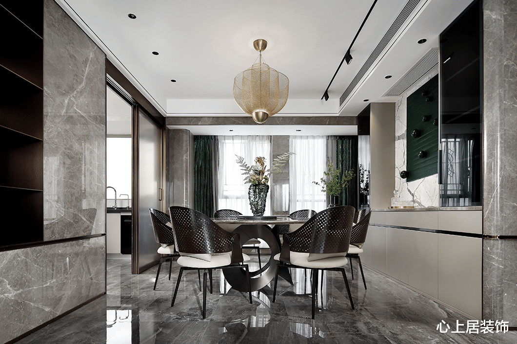 极简主义，石上松墨，于无色处见繁花