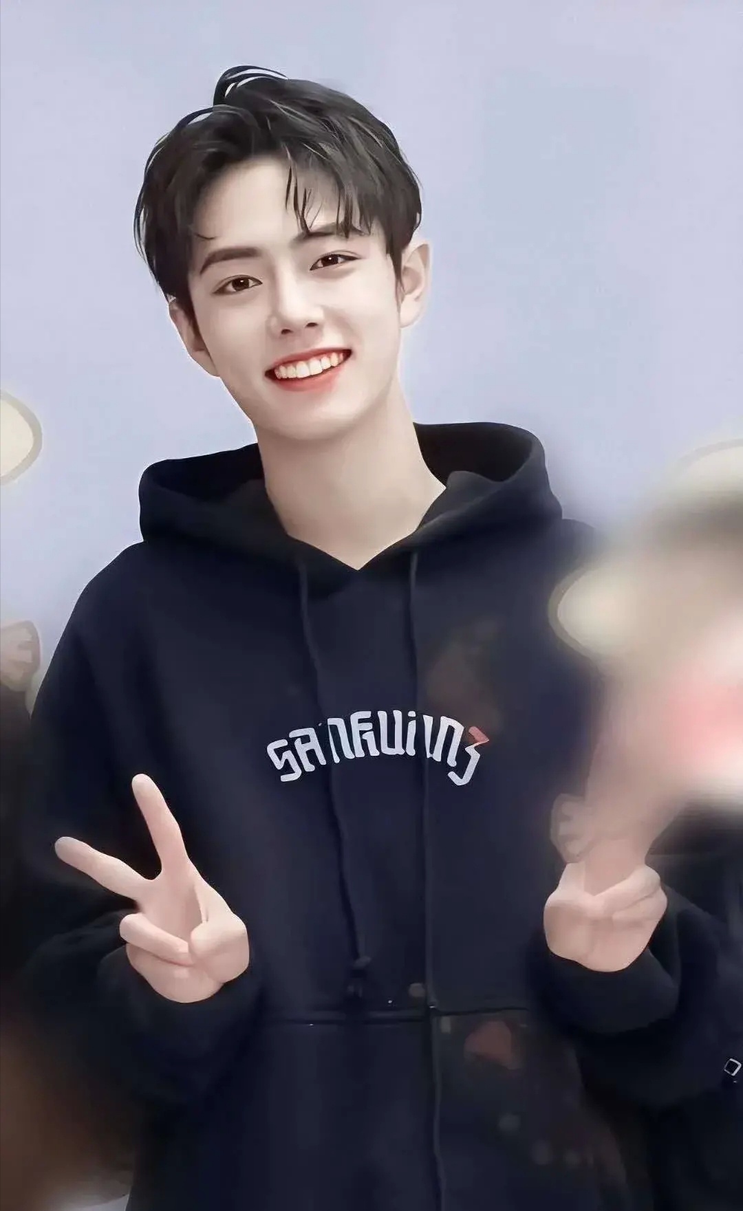 肖战|容易被拉下水的肖战，空降发4条重要提示，不迷信业内就能破局