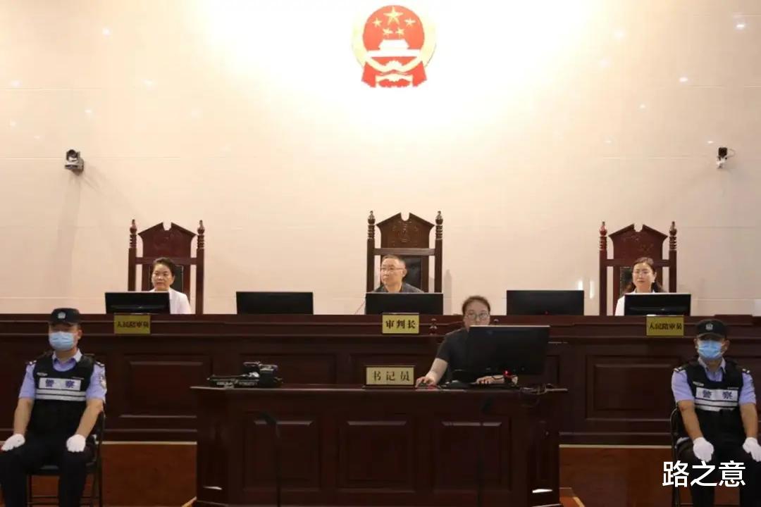 一个为情痴狂的富婆,死在她深爱的情郎手下,1998年深圳情杀案