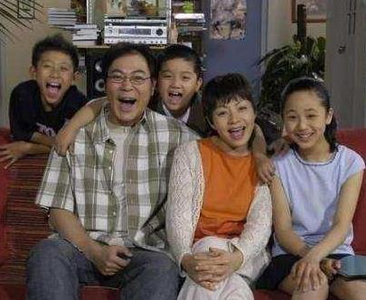 尤浩然|尤浩然给弟弟宣传新哥,却遭网友讽刺