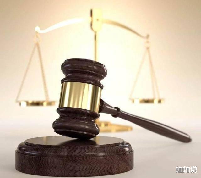 纪实:美丽的女子被验明正身后,押往刑场执行枪决,吓到小便失禁