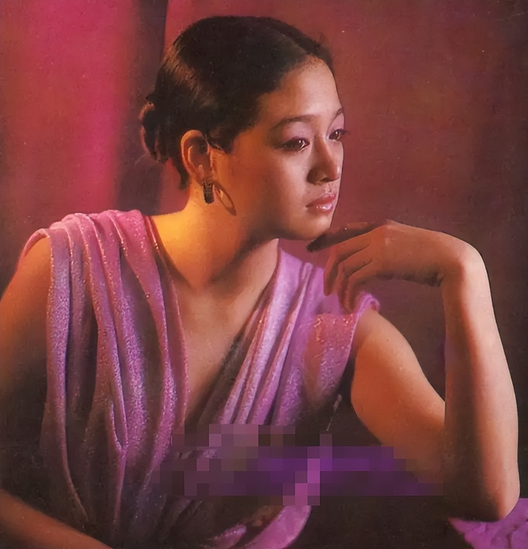 伍宇娟|伍宇娟：情路坎坷，初恋去世，被前夫误会儿子身世，现在她怎样了