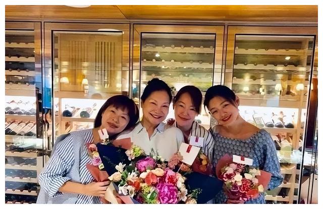 大S|大S妈妈黄春梅，她的人生才是真彪悍