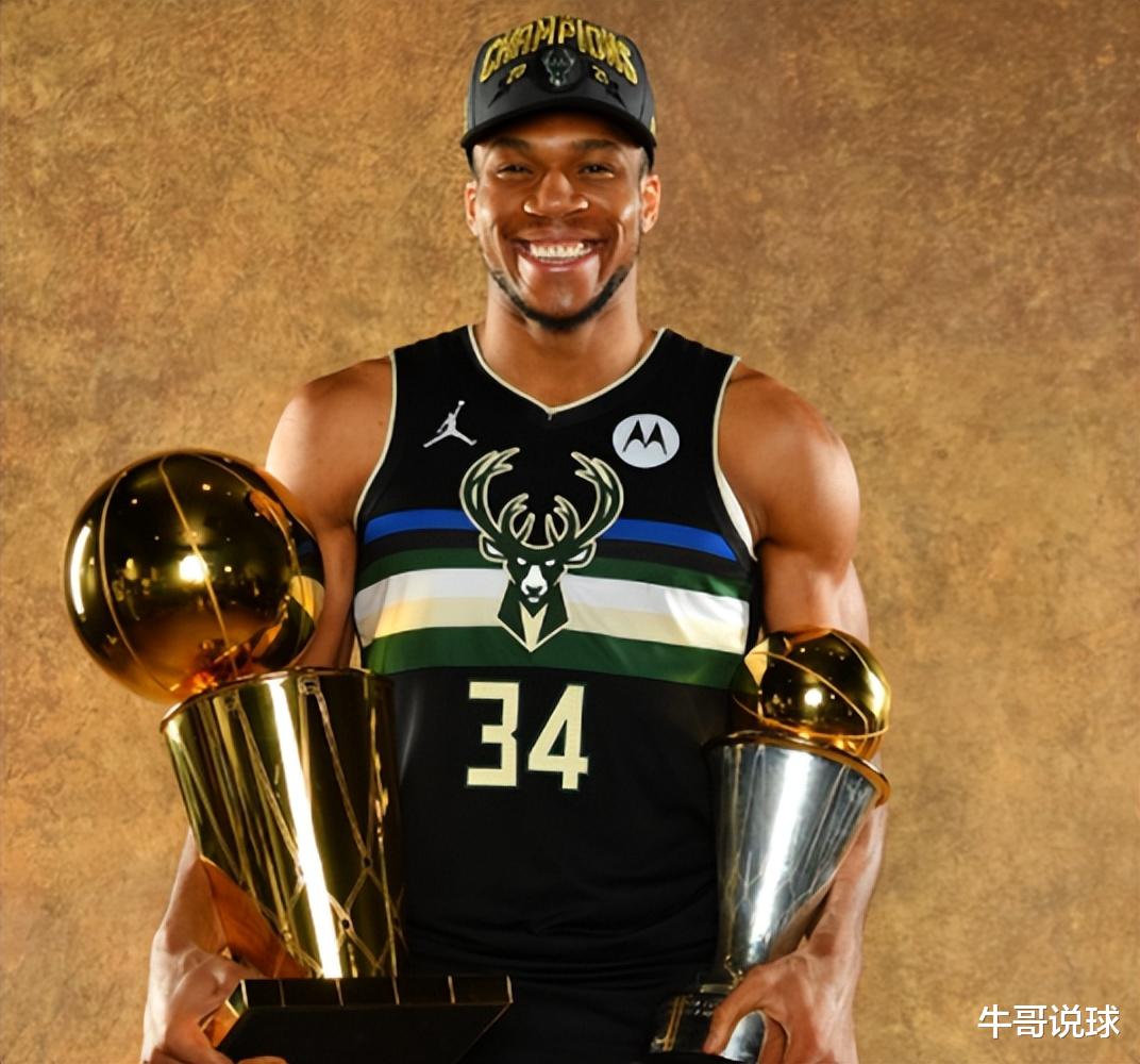 热火队|魔术师：纵观NBA75年，从1号位到5号位仅3人能做到，我还不够资格