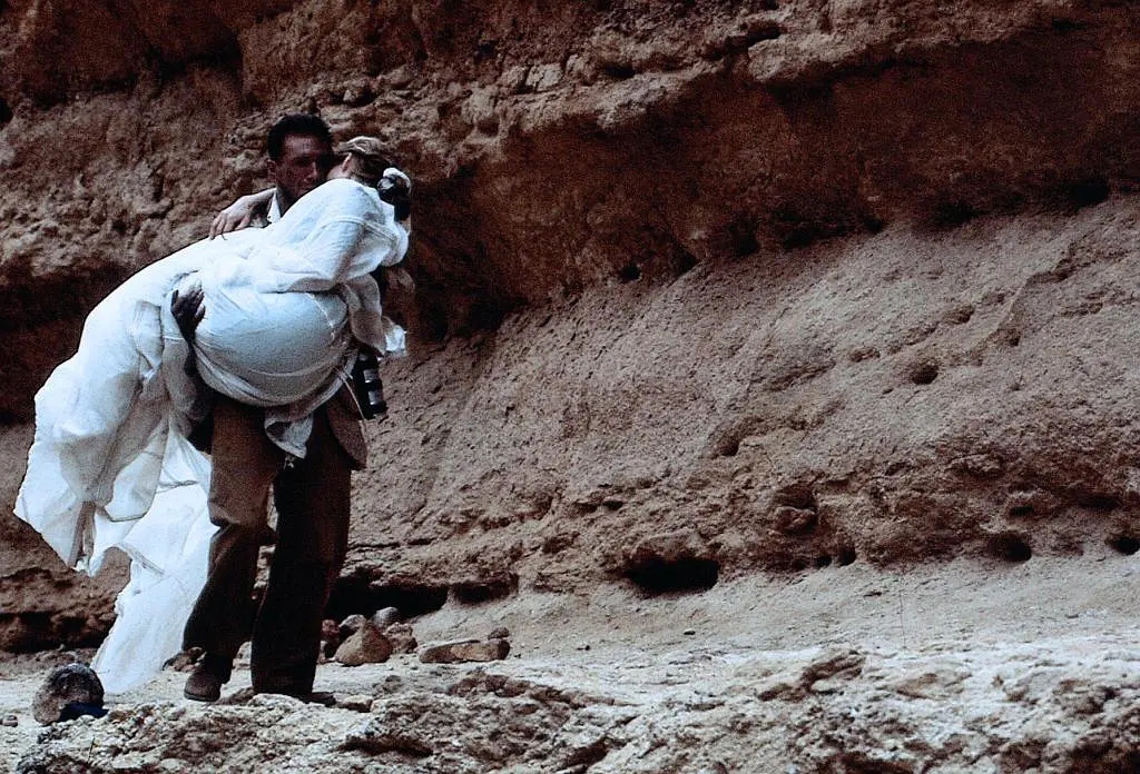 预告片|《英伦情人》影评：占有的欲望