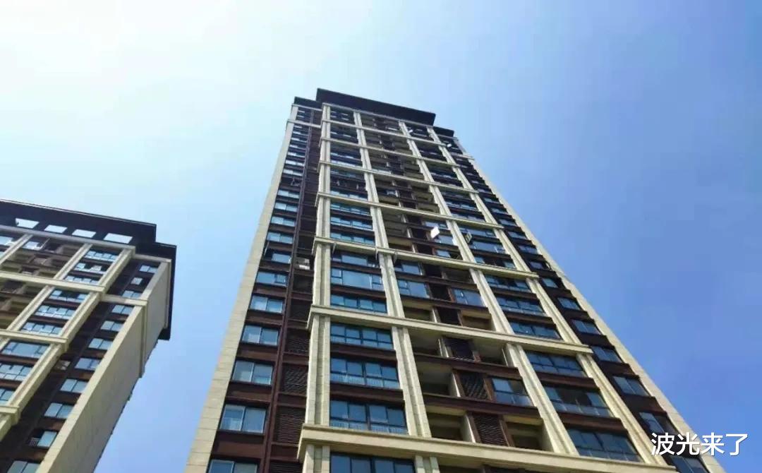 那个挨骂的毛坯房女孩