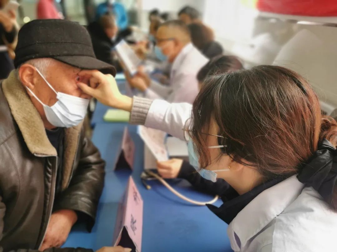 中药|我为群众办实事｜中医中药基层行，零距离服务百姓健康