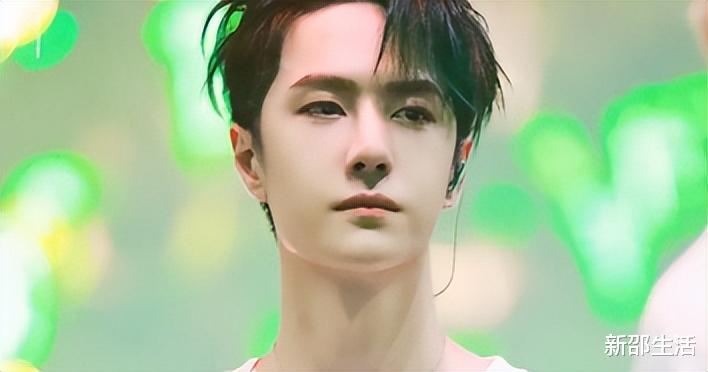 金晨|演艺圈“花式鼻子”大比拼，又尖又翘又吓人，一个比一个精彩