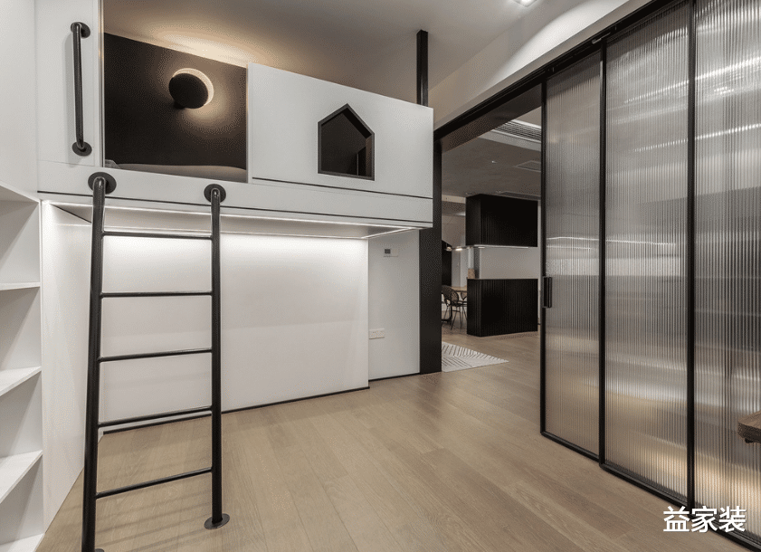 拒绝幼稚亲子宅,用黑白线条装饰空间,给孩子一个完美的家