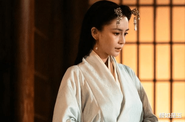 Angelababy|Angelababy新剧造型翻车?微笑唇吓人引热议,网友笑称导演心真大