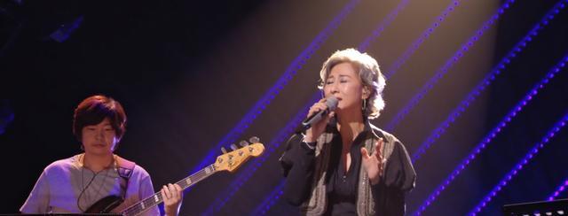 李健|《声生不息》李克勤获最佳独唱金曲,李健《水中花》输在哪里?