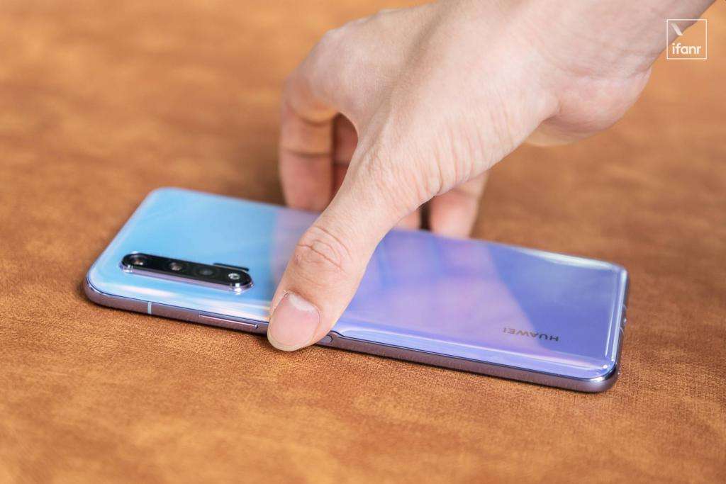 华为nova6|华为nova6与红米K40,谁才是你心中的“性价比之王”?