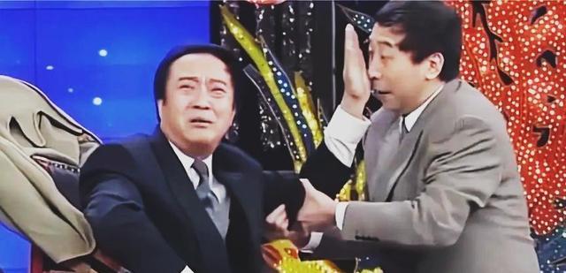 泰维|98年春晚语言类节目神仙阵容，齐聚赵丽蓉、赵本山，陈佩斯压轴！