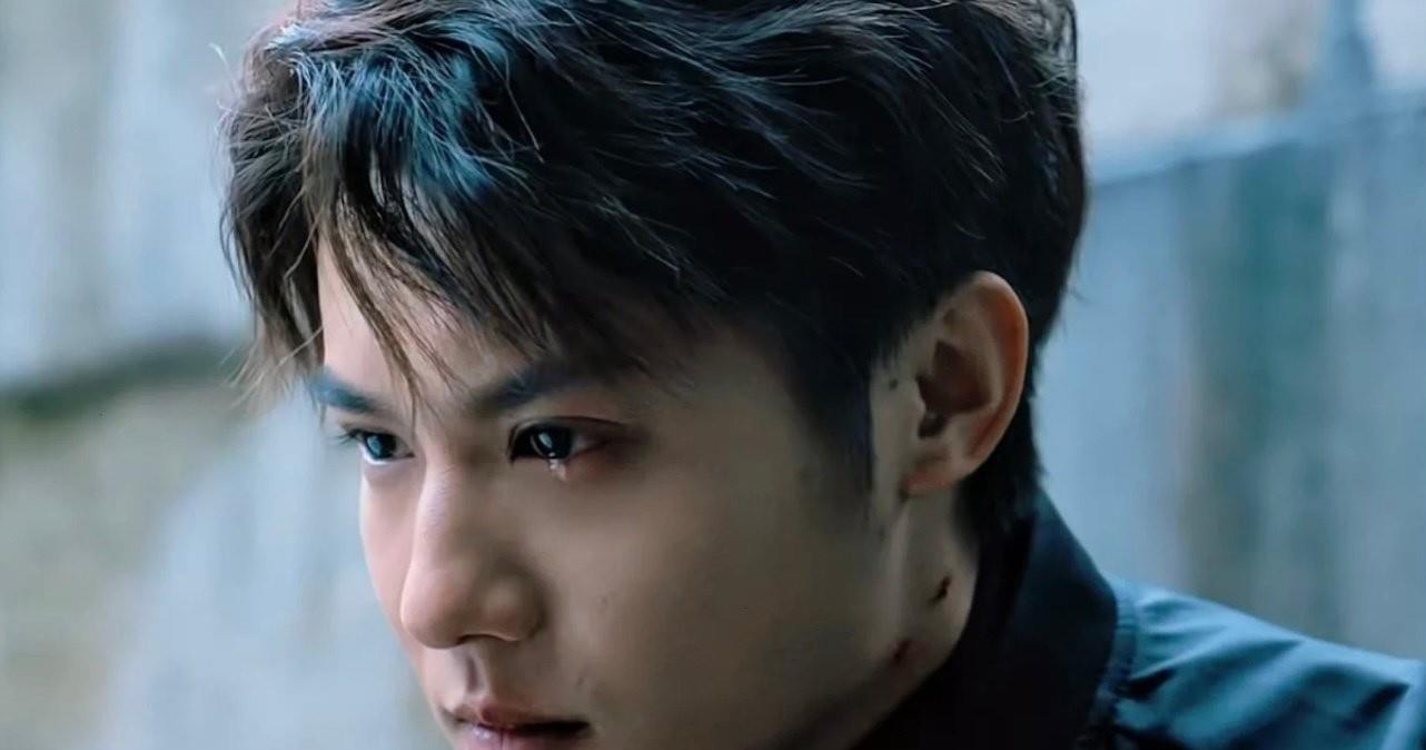 郑业成|被低估的网剧《玫瑰行者》，一口气刷了十集，郑业成早该火了