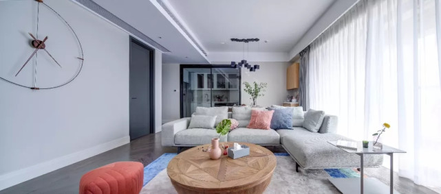 148平现代风四居室,让空间充满了安静舒心的氛围感