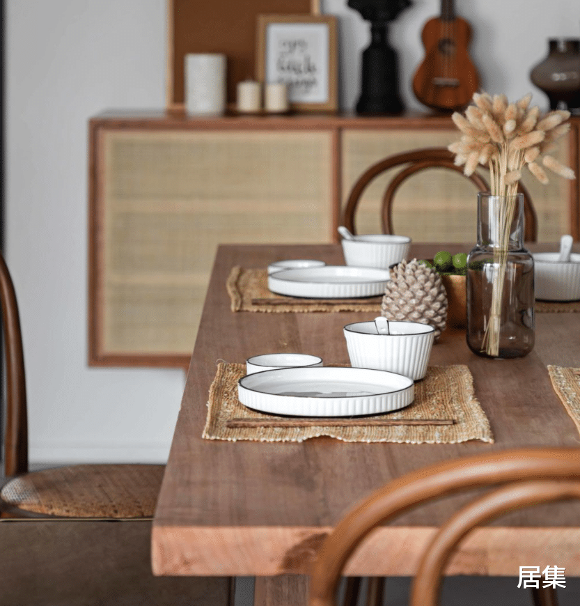 专门为孩子打造的乐园,不出门在家就能攀岩,还有超大的阳光乐园