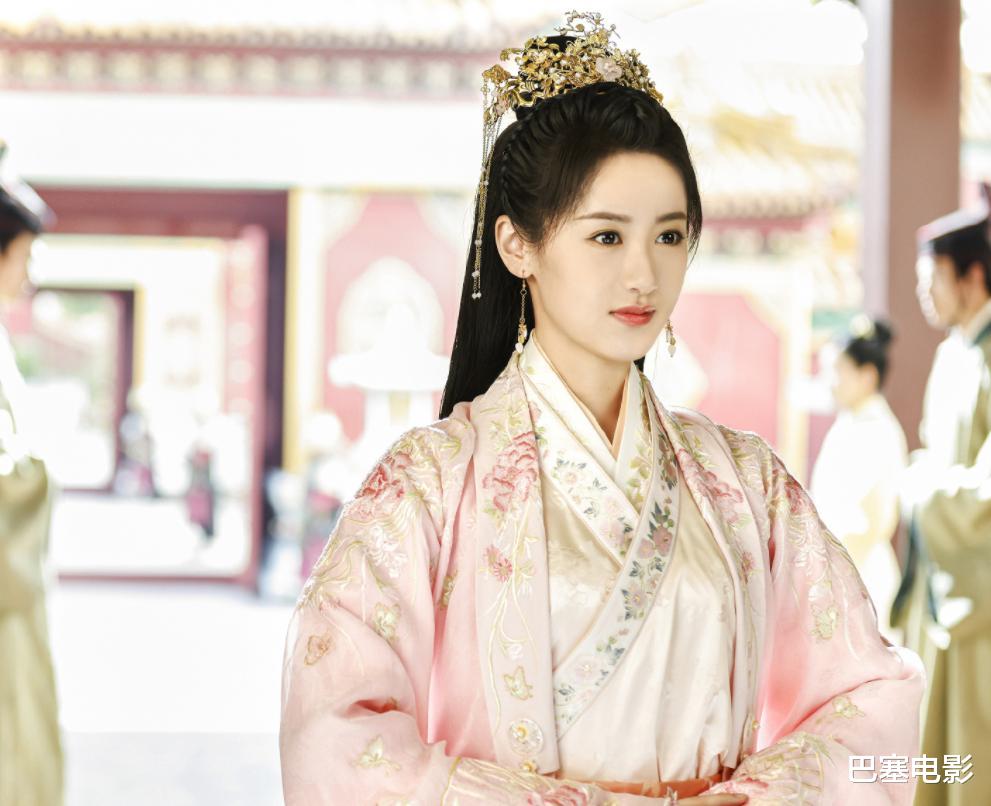 杨紫|给2022古偶女主排名，热巴被造型坑，杨紫排第5，第一名当之无愧