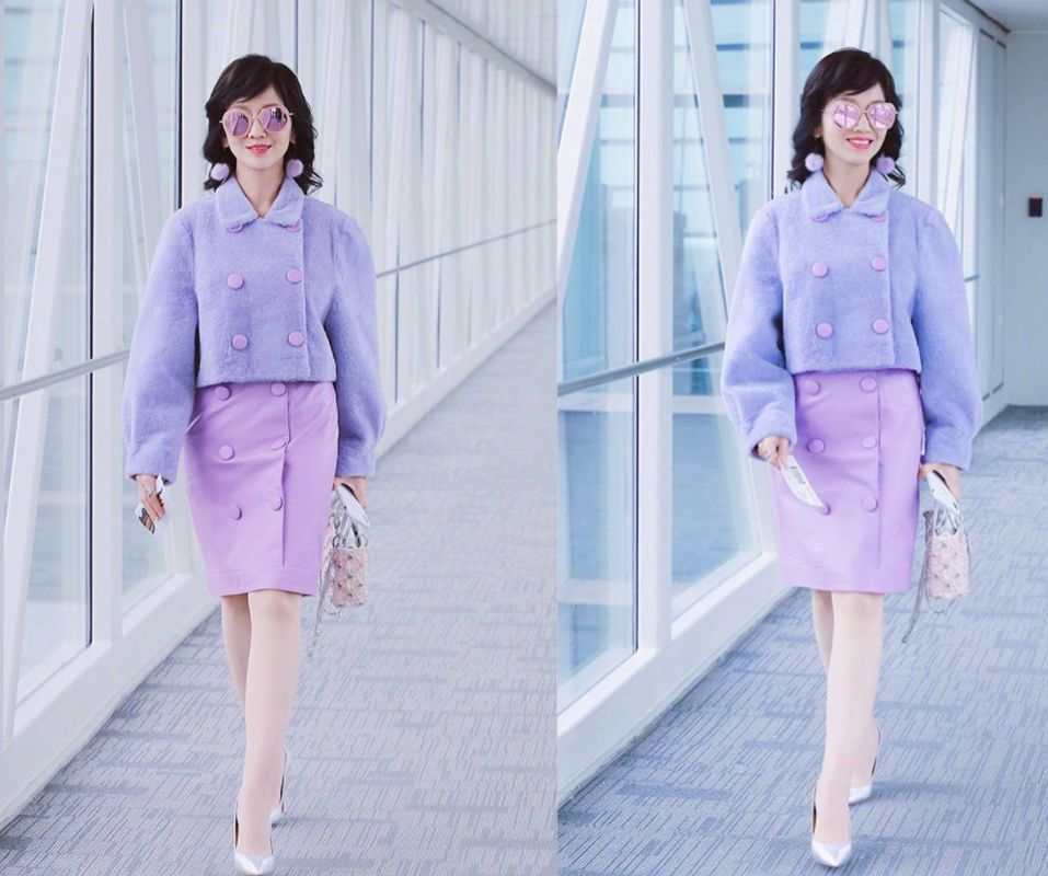 赵雅芝|赵雅芝是个狠人！68岁还敢穿小姑娘衣服，为了“少女感”挺拼的