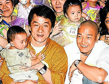 成龙|托尼贾曾加入成家班被拒,如今地位堪比成龙,网友:成龙很自私