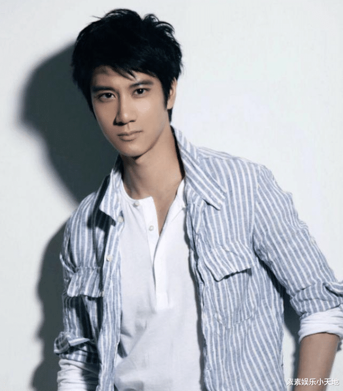 王力宏|王力宏时隔2个多月最新发声，给粉丝留言：我们手牵手一起度过