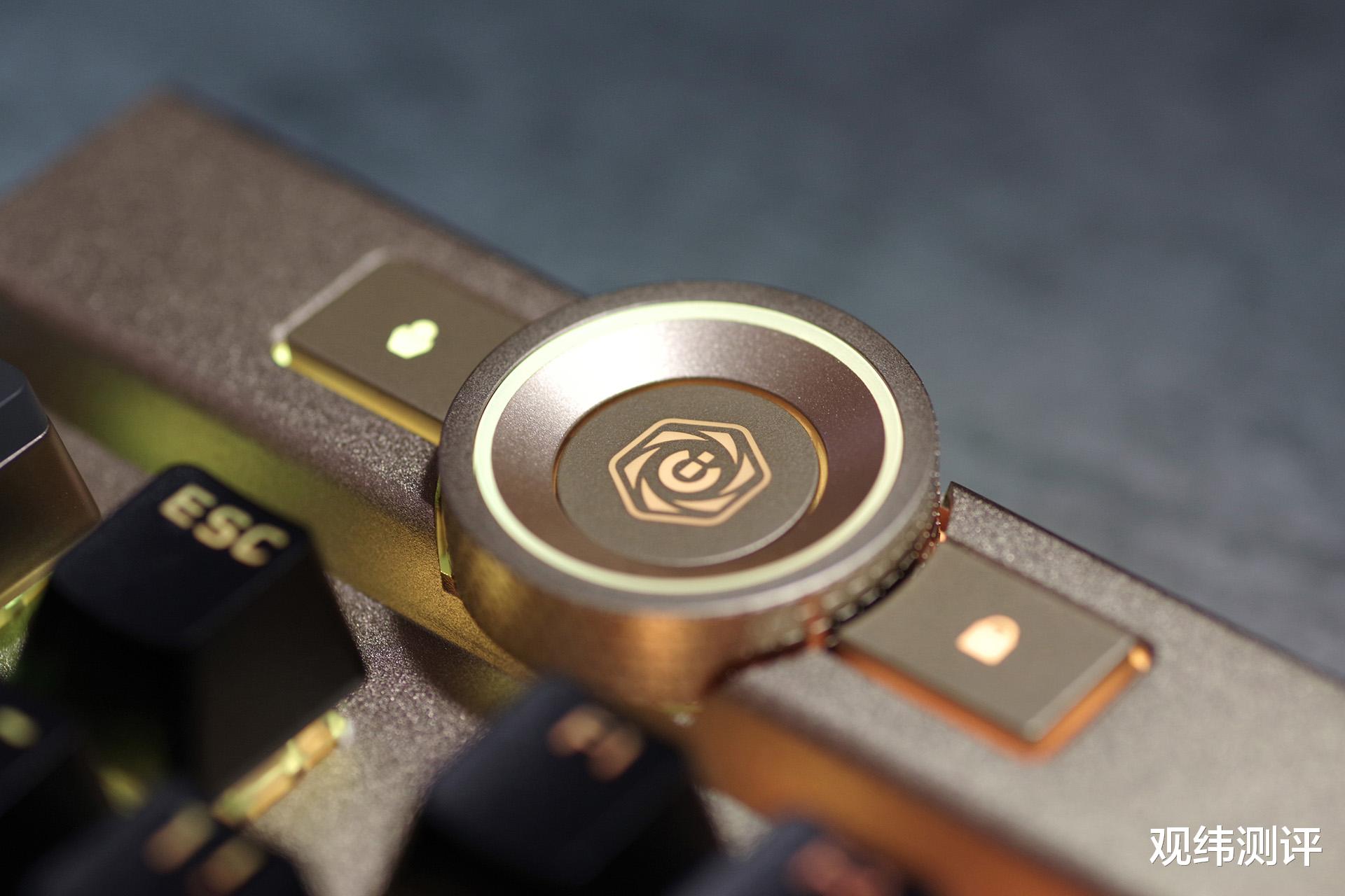 键盘|奢华气质,美商海盗船 CorsairK100 璀璨金机械键盘简评