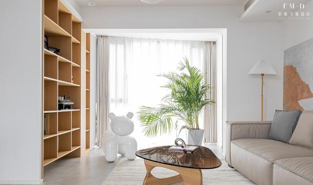 188㎡顶复式，拆入户花园、封露台成就大格局，装好实际只花20万