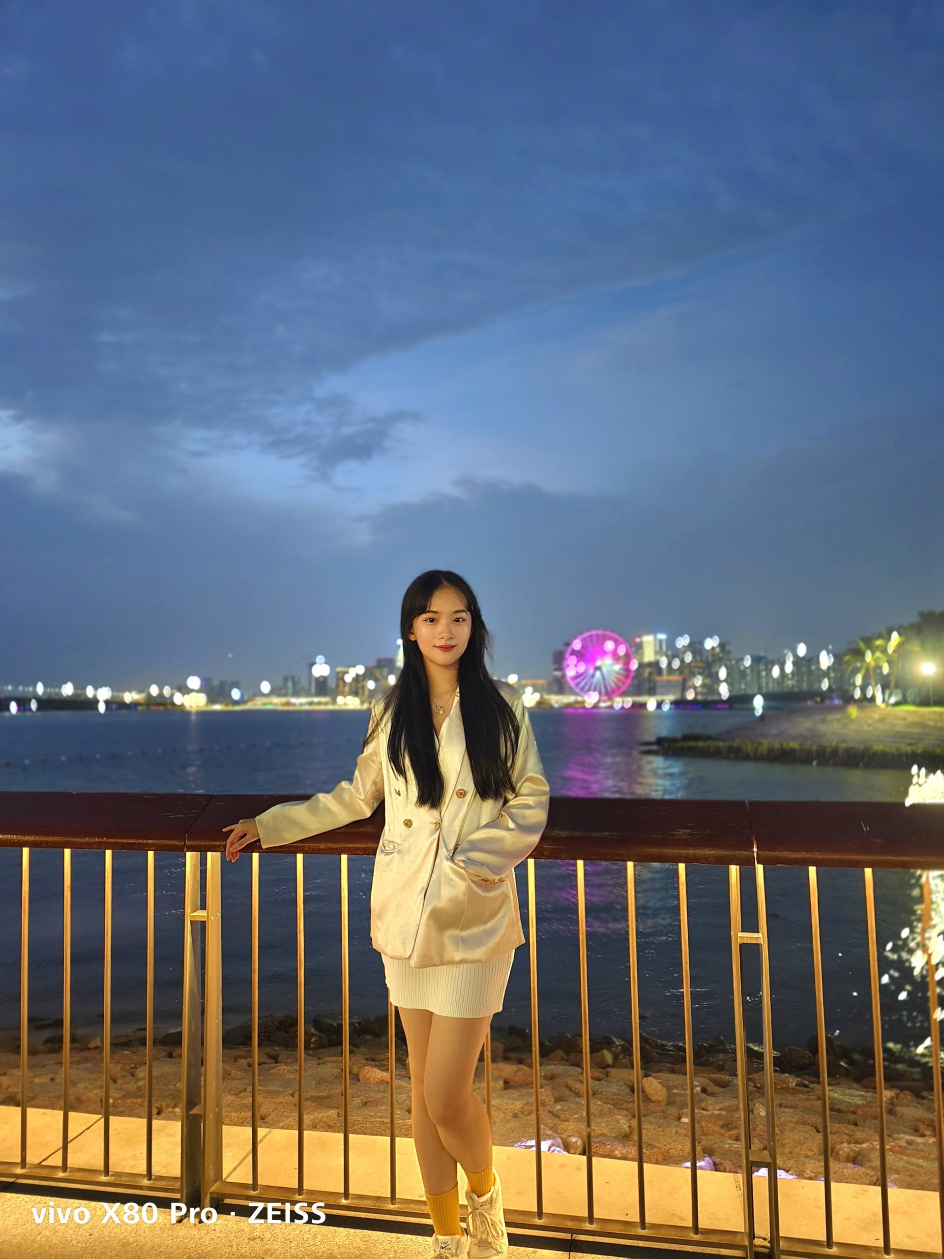 vivo x80|实力全能！vivo X80 Pro旗舰双芯加持，上手体验太过舒适