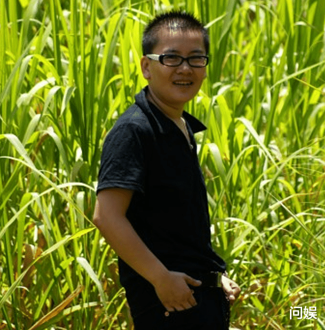 谭咏麟|因爱慕女性，17年前小姐姐“变性”成男人，他如今过得怎样了？