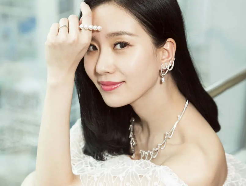 刘诗诗|淡雅如菊的刘诗诗,用造型与角色凸显优势,气质加持堪称成功模板