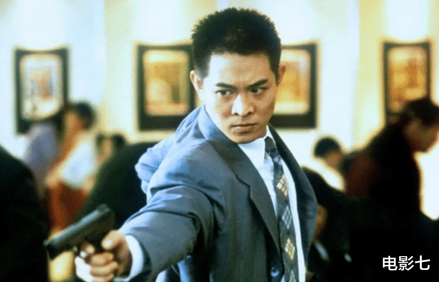 李连杰|1995年，元奎和洪金宝功夫对决，一个公司倒闭，一个与李连杰散伙