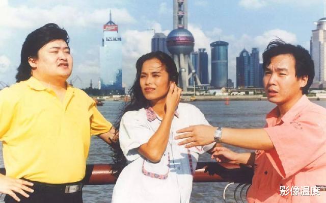 韦唯|60岁歌手韦唯定居美国,自曝前夫83岁去年就离世,感叹一切已结束了