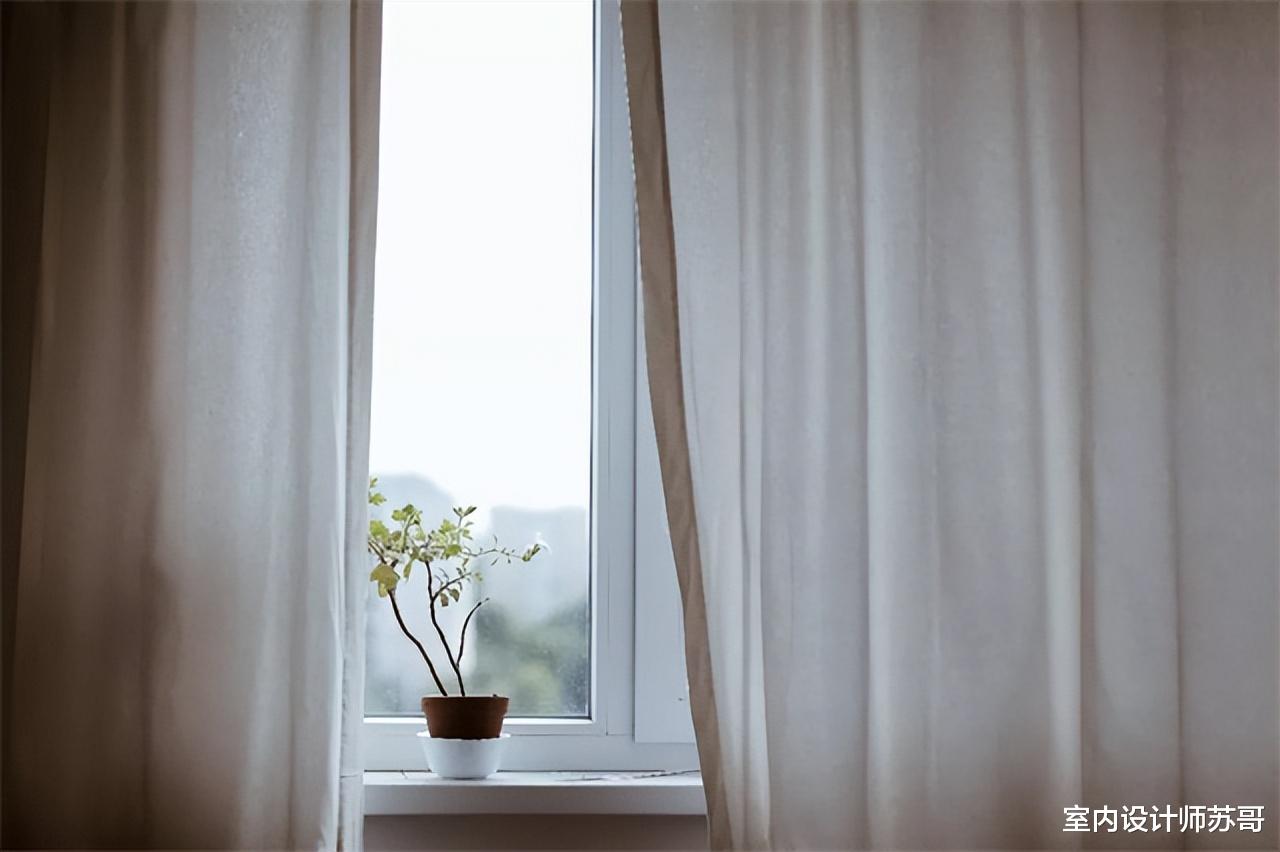 窗帘脏了还用“洗衣机洗”？若不是保洁阿姨提醒，我还会一直做错