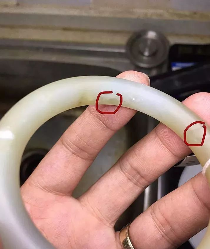 |瑕疵,买和田玉时“还价”的筹码?