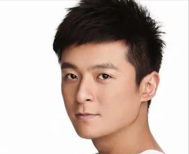 朱雨辰|43岁妈宝男朱雨辰：与姜妍分手后至今单身，母亲在节目中透漏原因