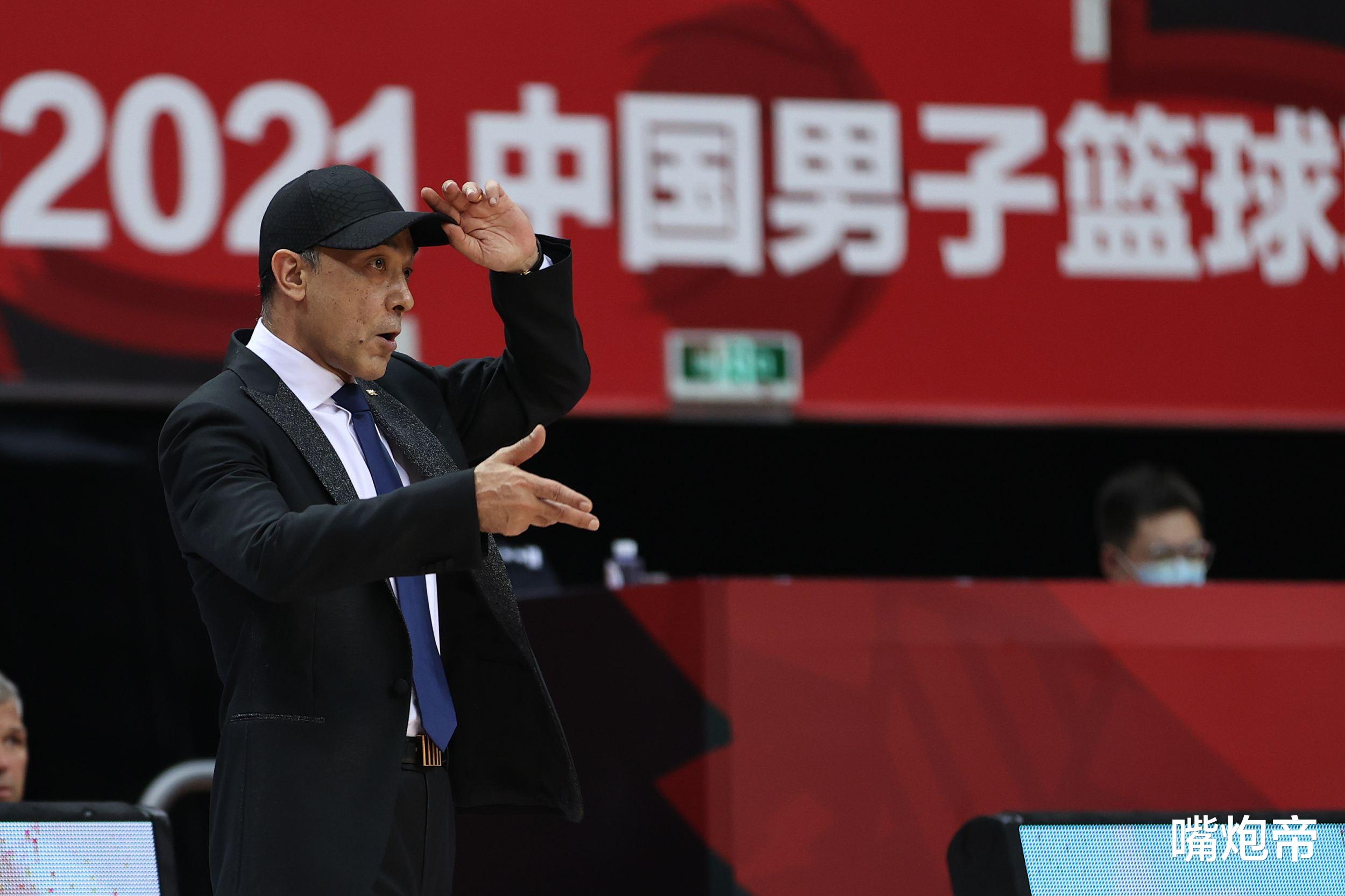 新疆男篮|CBA最大争议曝光！辽宁克星给对手白送温暖，卡位战轮休2大核心投降