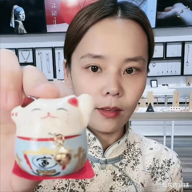 张钧甯|熊磊带货鸿星尔克，网友：失望！吴总自毁牌子，再也不买鸿星尔克