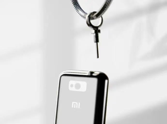 小米科技|1元吊坠被炒到299,小米的情怀还是饥饿营销?